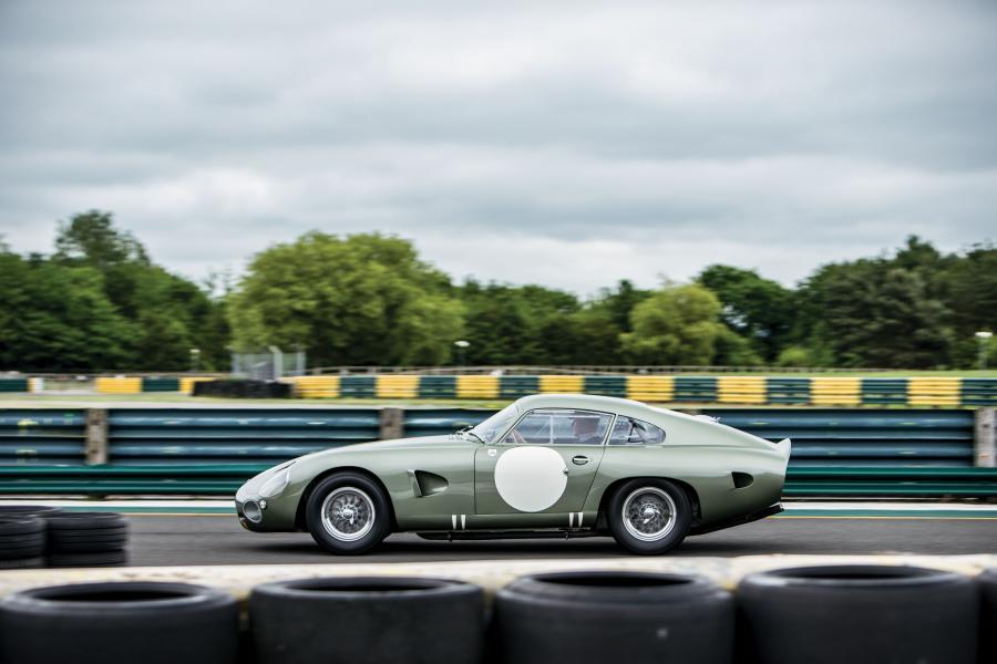  Aston Martin Project 215 (DP215/1) 1963 года  (фото 2 из 45)